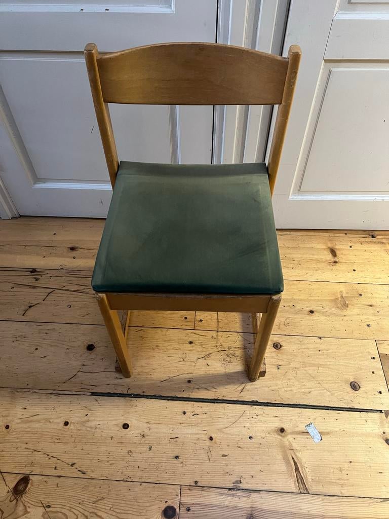 Schoolstoelen met zachte kussen, Gebruikt, Overige kleuren, Ophalen of Verzenden, Vijf, Zes of meer stoelen