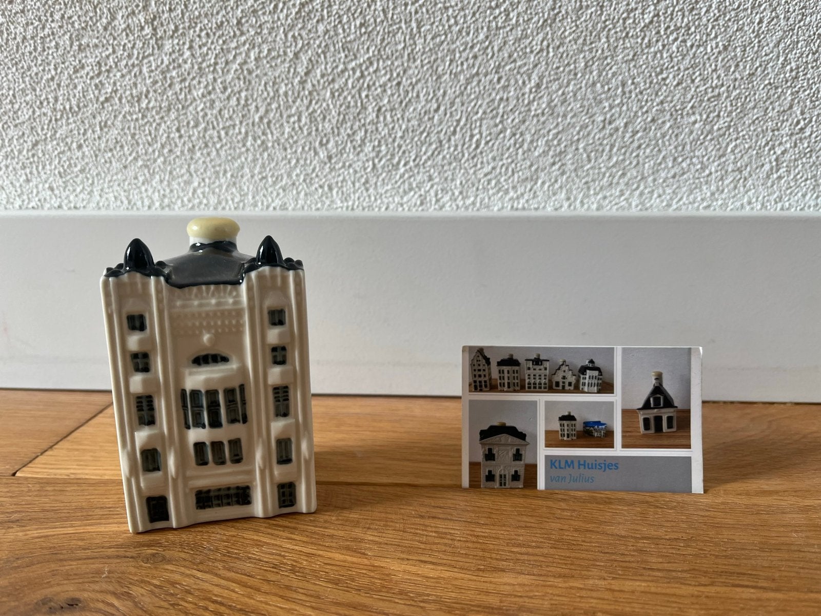 KLM huisje 102 (Gevuld en geseald), Verzamelen, Ophalen of Verzenden, Zo goed als nieuw, 81 t/m 91, Gevuld