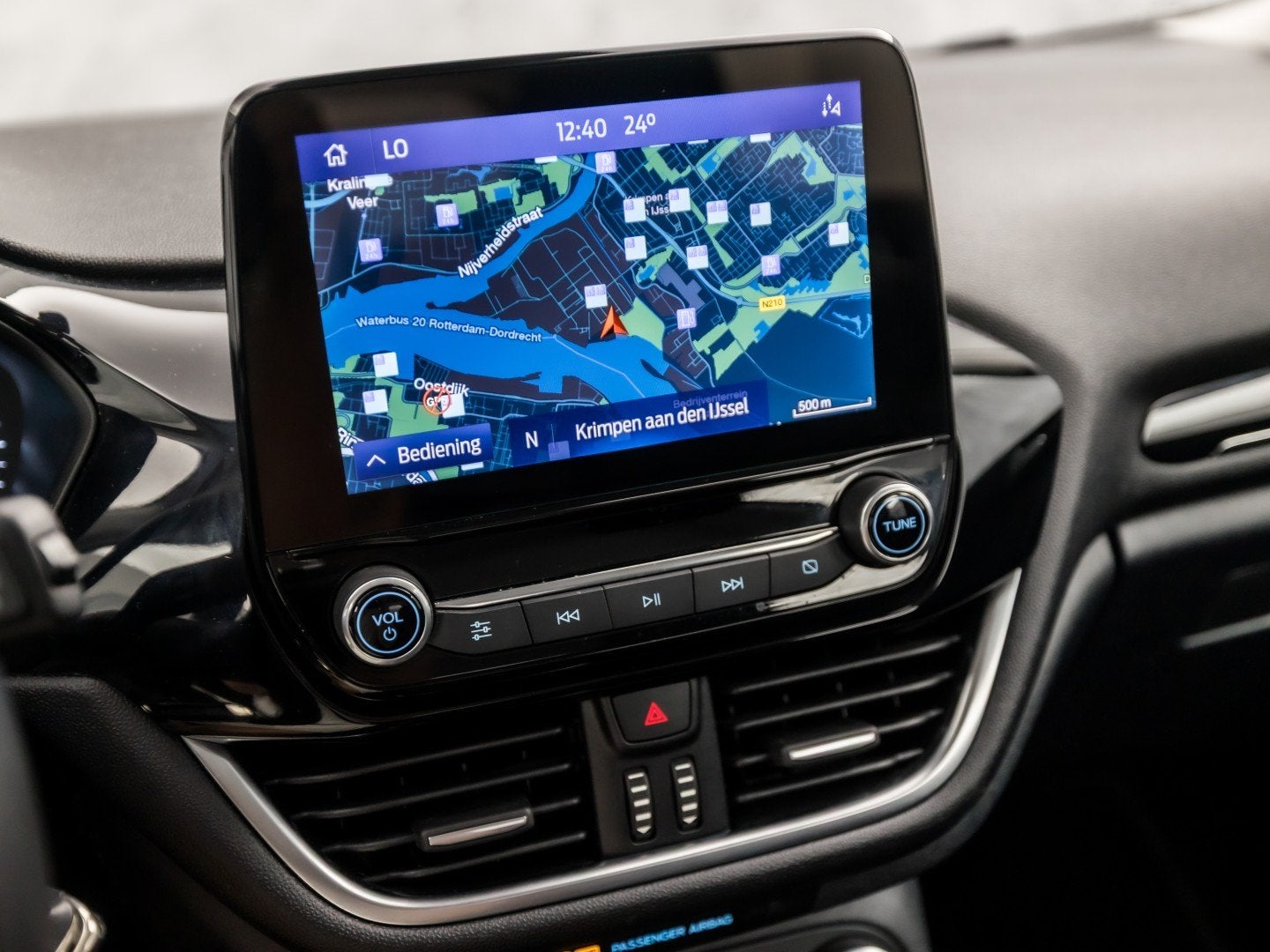 Foto 18 van Ford Fiesta 1.0 EcoBoost Hybrid Titanium Sport (APPLE CARPLA