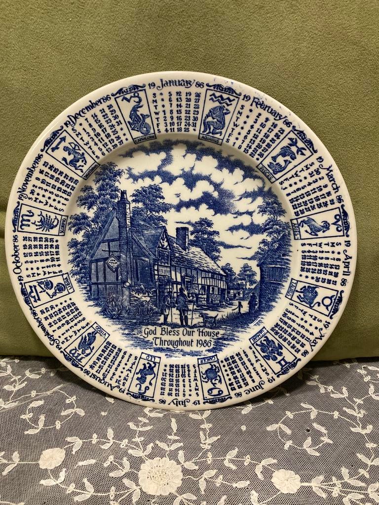 Blauw bord Ironstone, sterrenbeelden  (110224), Huis en Inrichting, Keuken | Servies, Gebruikt, Ophalen of Verzenden, Bord(en)