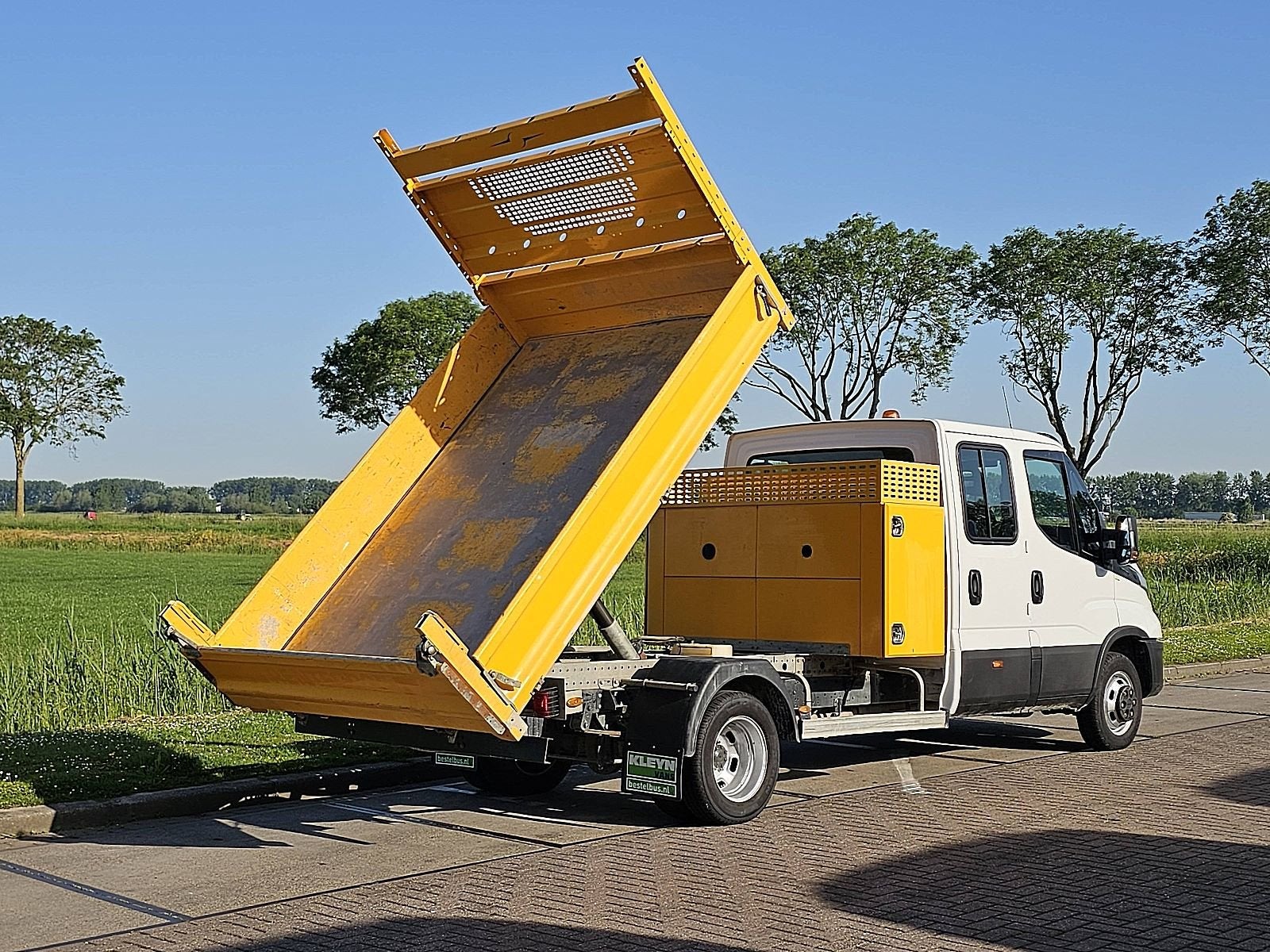 IVECO DAILY 35C14 dubbele cabine ac!, 136 pk, Gebruikt, Euro 6, Overige kleuren