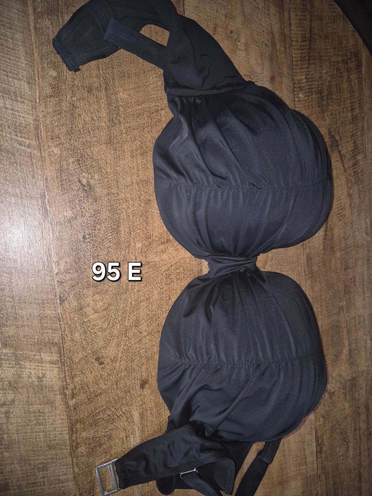 Zwarte BH met verstelbare bandjes - Maat 95E, Kleding | Dames, Grote Maten, Ophalen of Verzenden, Zo goed als nieuw, Zwart