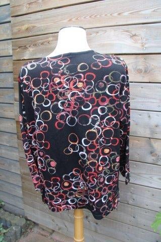 Trui zwart/ kleur Magna mt 44/46 Vaste prijs OPRUIMING, Verzenden, Zwart, Maat 42/44 (L), Magna