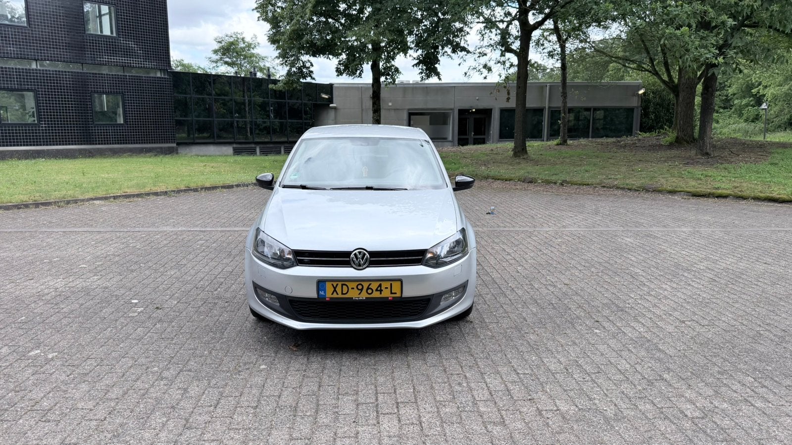 Volkswagen Polo 1.2 51KW 2013 COMFORTLINE, 967 kg, 40 €/maand, Zwart, Handgeschakeld