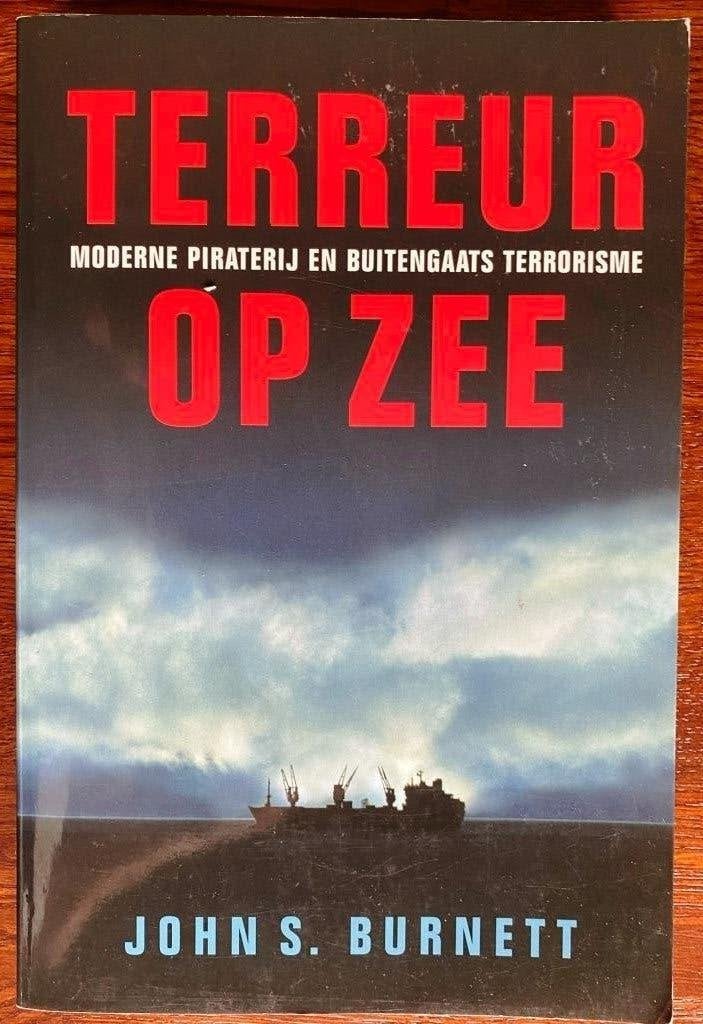 Terreur op zee - John S. Burnett, Ophalen of Verzenden, Gelezen, John S. Burnett