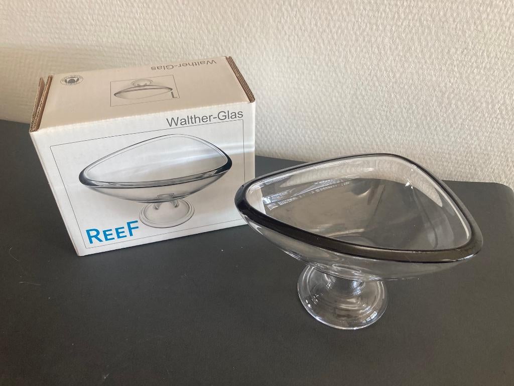walther glas schaal op voet model reef kleur pink of black, Ophalen of Verzenden, Nieuw, Glas