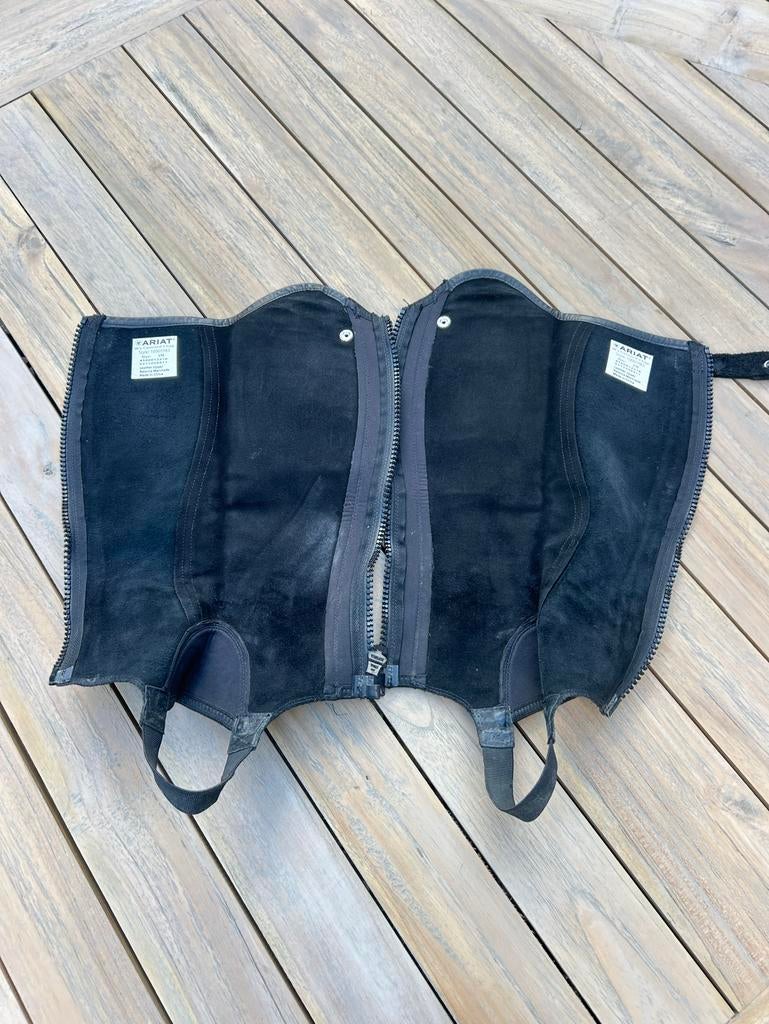 W’s concord chaps Ariat S/M, Ophalen of Verzenden, Zo goed als nieuw, Schoeisel