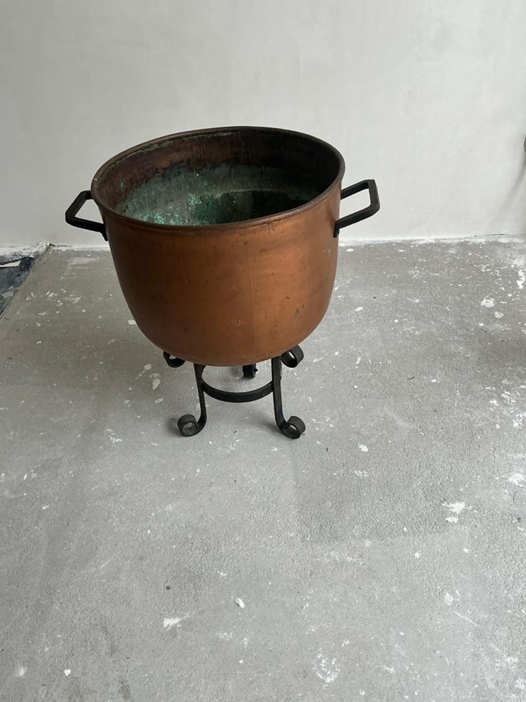 Antieke Koperen Ketel op IJzeren Onderstel, Antiek en Kunst, Antiek | Koper en Brons, Ophalen, Koper