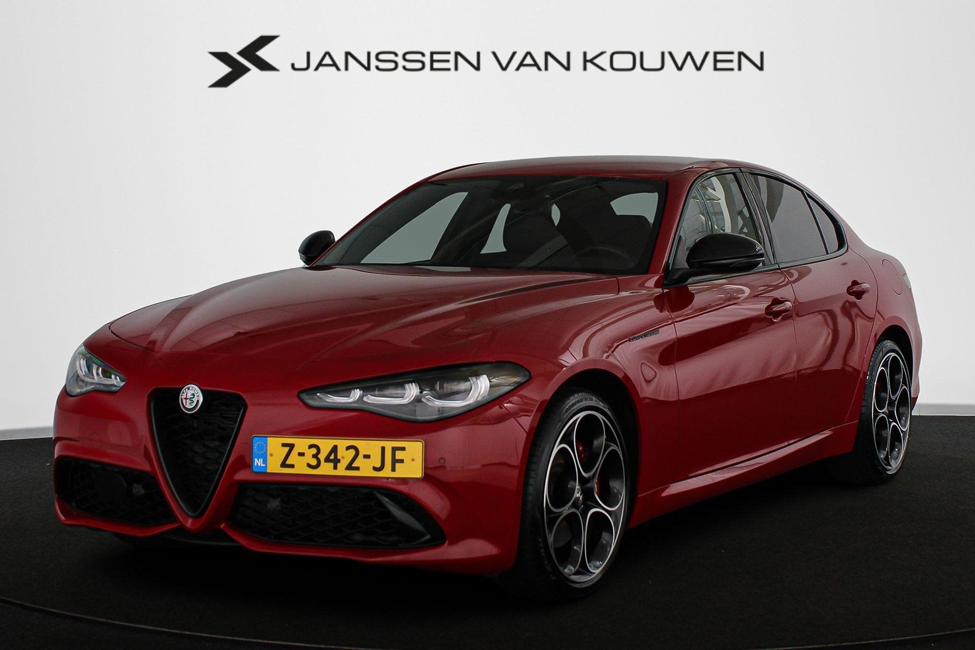 Alfa Romeo Giulia 2.0 T GME AWD Competizione 280PK Facelift, 745 kg, Leder, Bedrijf, Vierwielaandrijving
