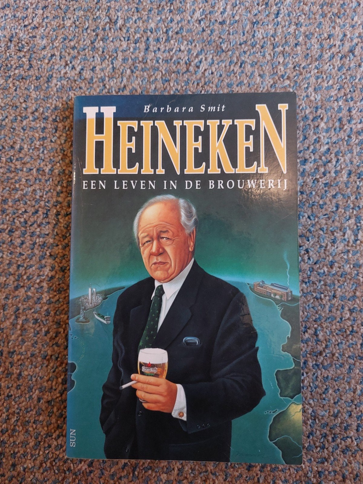 Heineken: Een leven in de brouwerij - Barbara Smit, Ophalen of Verzenden, Zo goed als nieuw, Barbara Smit, Overige
