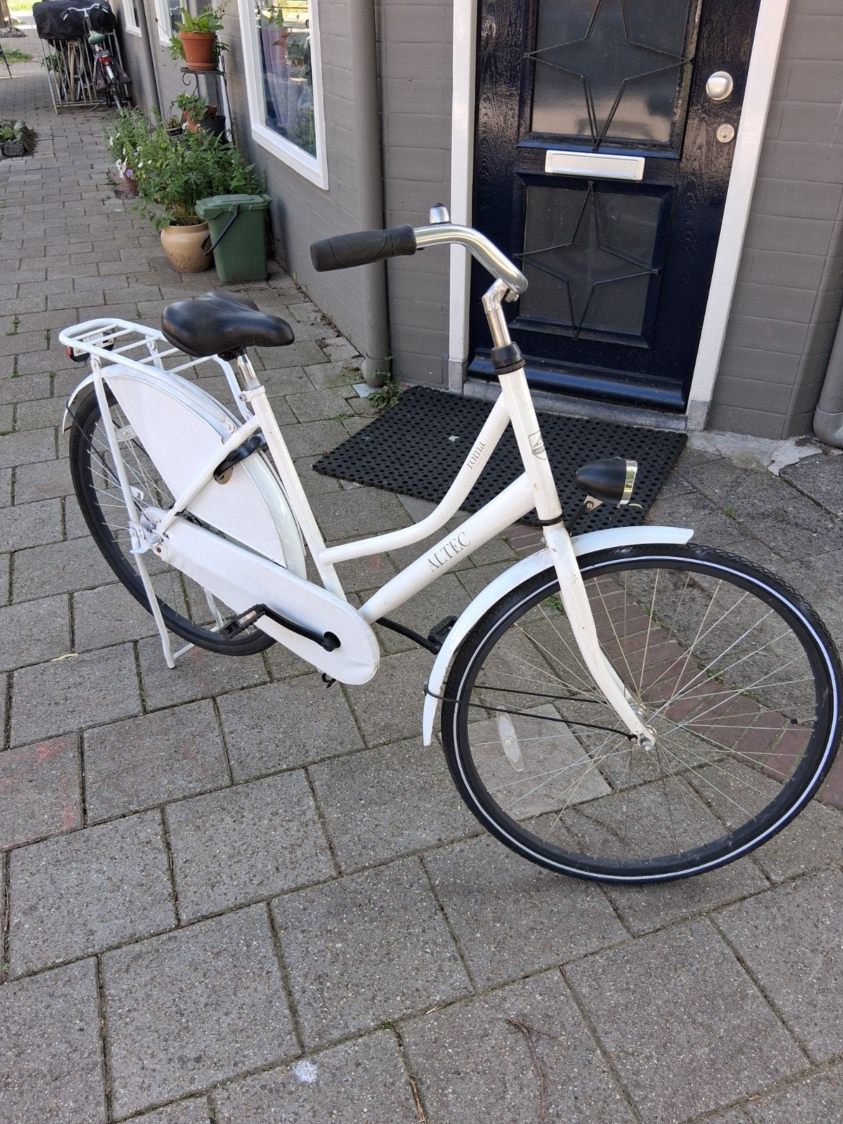 Omafiets met framemaat 57cm igst. 65.00 euro.vasteprijs., Ophalen, Terugtraprem, Altec, 56 cm of meer