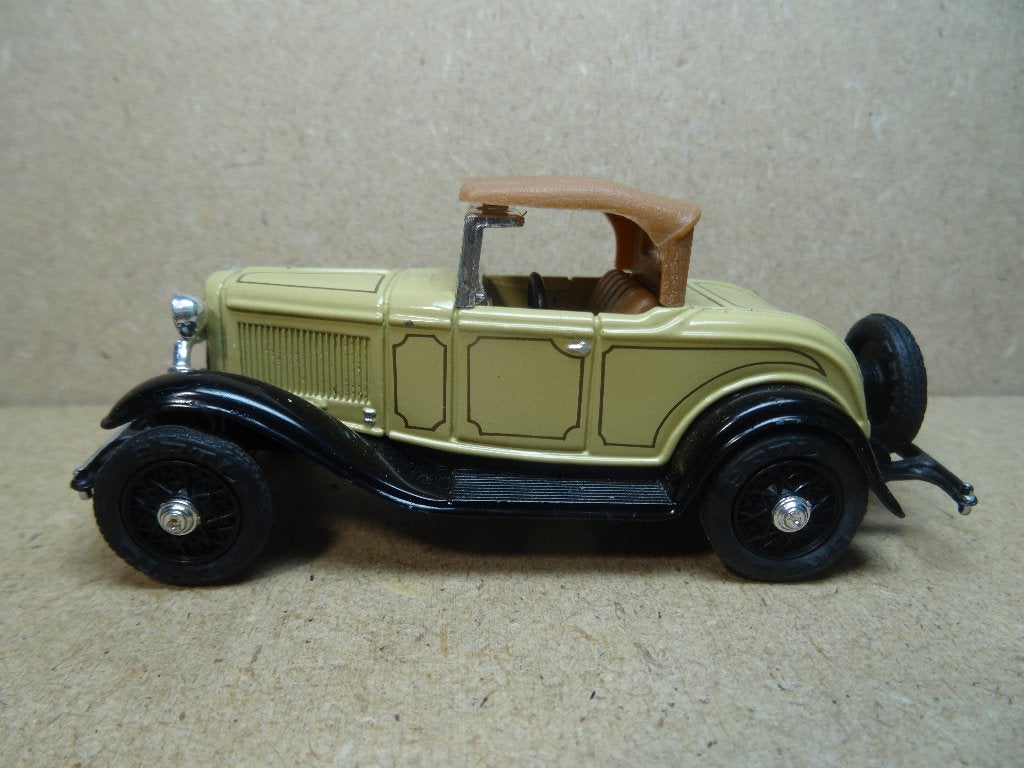 ERTL 1/43, FORD Roadstar De Luxe 1938, Zie Foto`s, Ophalen of Verzenden, Zo goed als nieuw, Auto, Overige merken