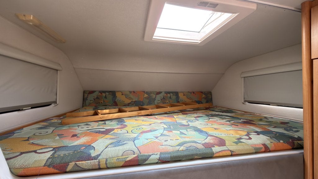 Nette Orginele Knaus Sport Traveller 630 Alkoof met 125dkm, Caravans en Kamperen, Alkoof, Ringverwarming, Fiat, Bedrijf