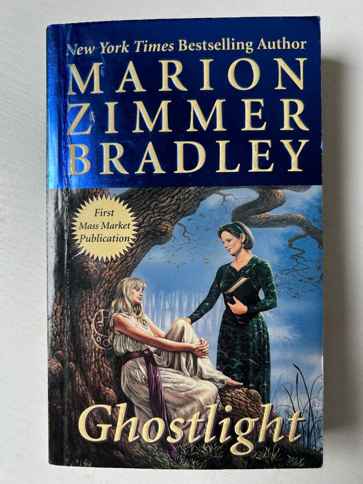 Marion Zimmer Bradley Ghostlight, Ophalen of Verzenden, Zo goed als nieuw