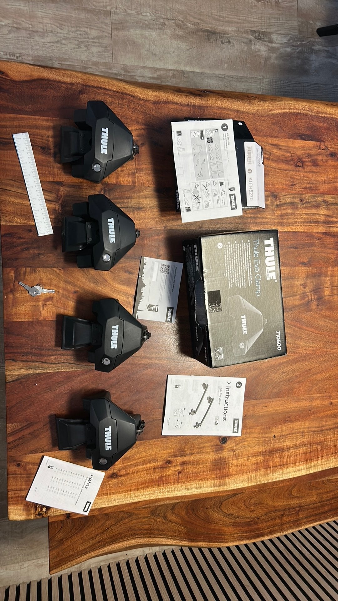 Thule 145270 en 710500 voor Thule Wingbar Audi A3, Ophalen, Zo goed als nieuw