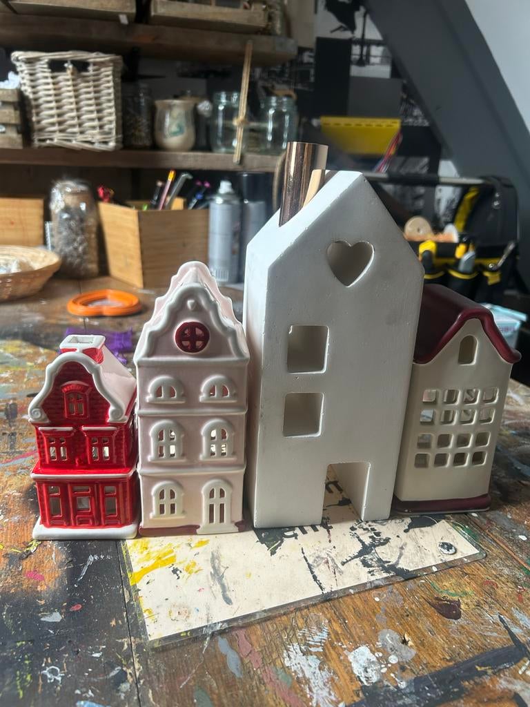 Set van 4 decoratieve huisjes - kaarsenhouder, Ophalen of Verzenden, Zo goed als nieuw