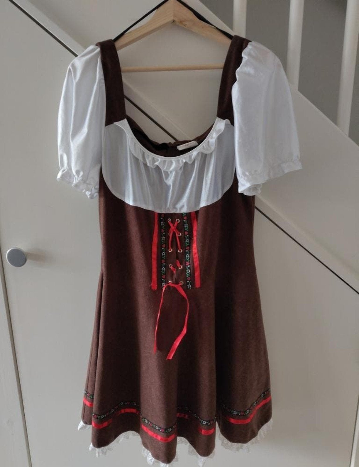 Dirndl jurk Oktoberfest kostuum maat 44, Fashion, Maat 42/44 (L), Ophalen of Verzenden, Kleding