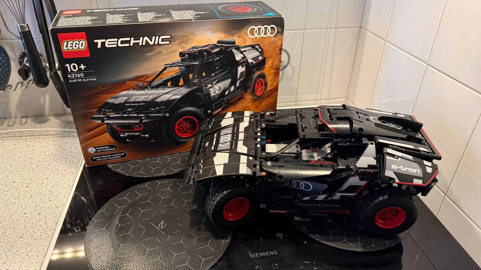 Lego Technic Audi RS Q Etron, set nummer 42160, Lego, Nieuw, Ophalen of Verzenden, Complete set