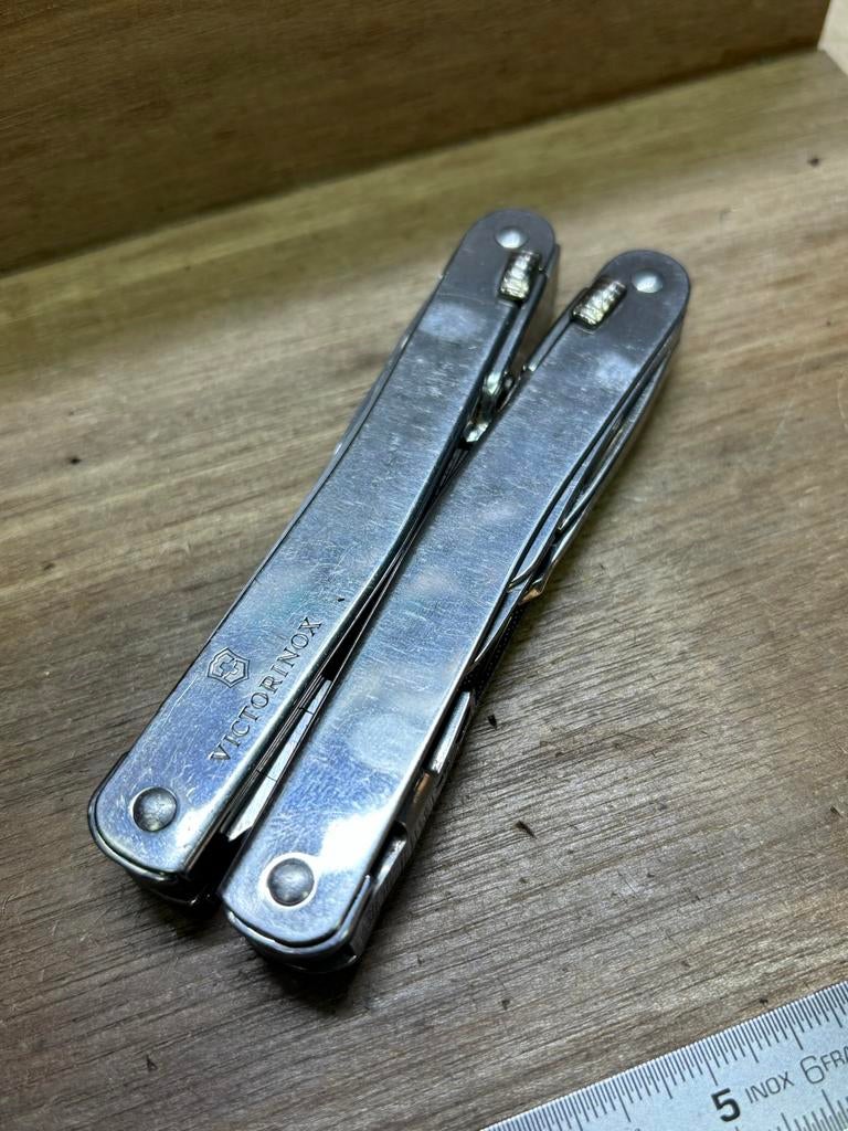 Victorinox SWISSTOOL Spirit Xc Multitool, Ophalen of Verzenden, Gebruikt