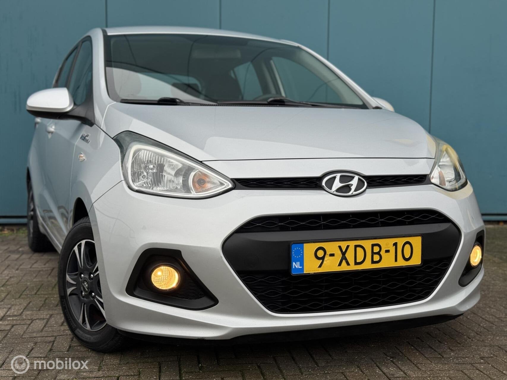 Hyundai i10 1.0i Go! 5Drs Airco Cruise Control Navi LM-Velge, Euro 5, Gebruikt, 31 €/maand, 23 km/l