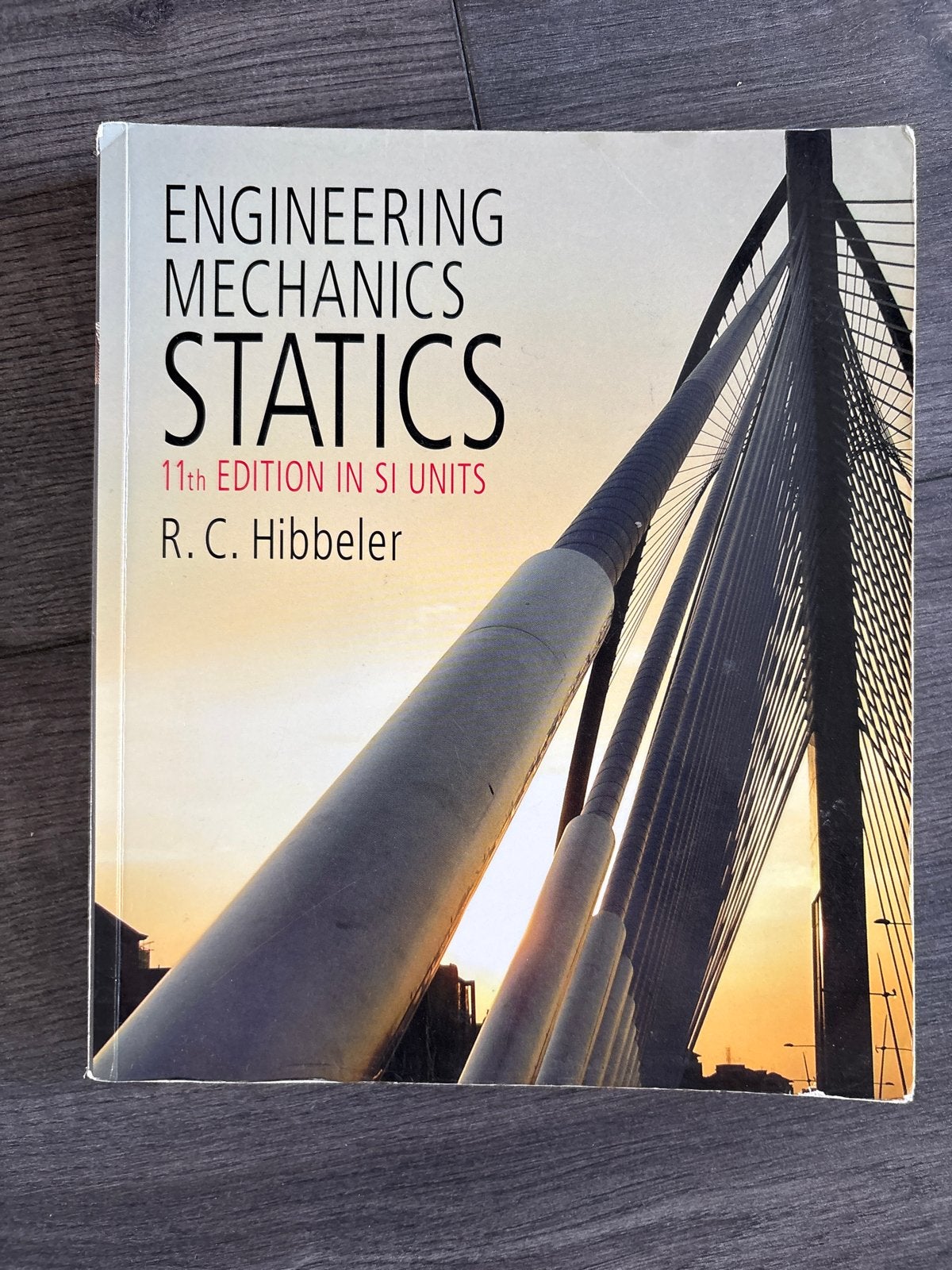 Engineering Mechanics Statics - 11th Edition R.C. Hibbeler, Boeken, Ophalen of Verzenden, Beta, Zo goed als nieuw, HBO