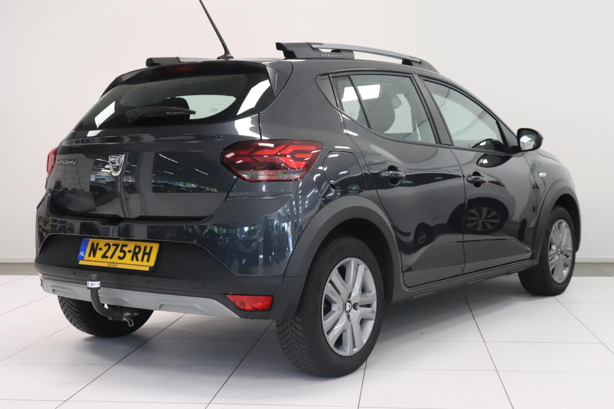 Dacia Sandero Stepway 1.0 TCe 90 Comfort | Camera | Climate, Auto's, Met garantie (alle), 49 €/maand, Origineel Nederlands, 91 pk