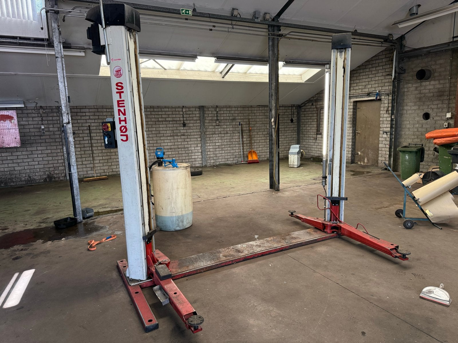 Stenhøj Autolift A/S 2-koloms hefbrug, 2500 kg, Auto diversen, Autogereedschap, Ophalen