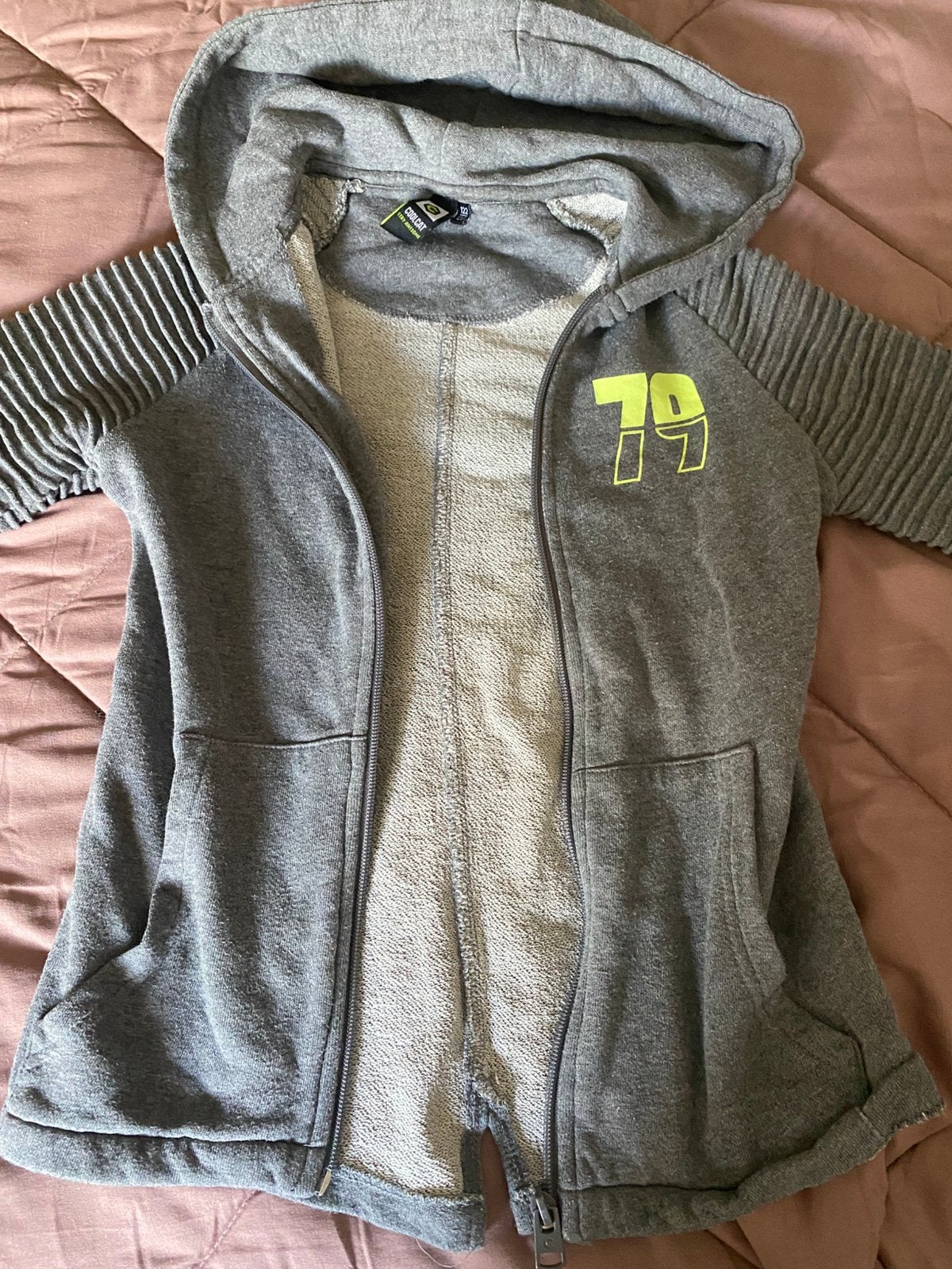Grijs vest maat122 coolcat, Ophalen of Verzenden, Gebruikt, Trui of Vest