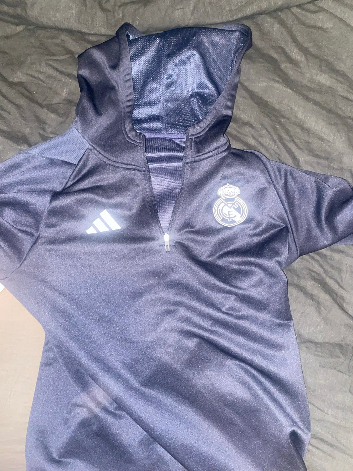 Adidas Real Madrid trainingstrui maat M, Nieuw, Ophalen of Verzenden, Voetbal, Maat 48/50 (M)