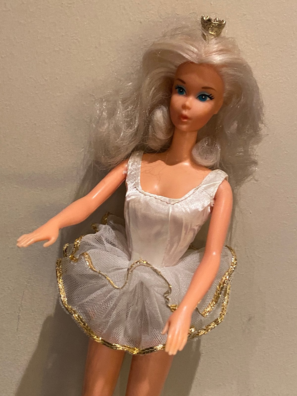 Vintage Ballerina Barbie 1975 met kroon Mattel, Verzamelen, Verzenden