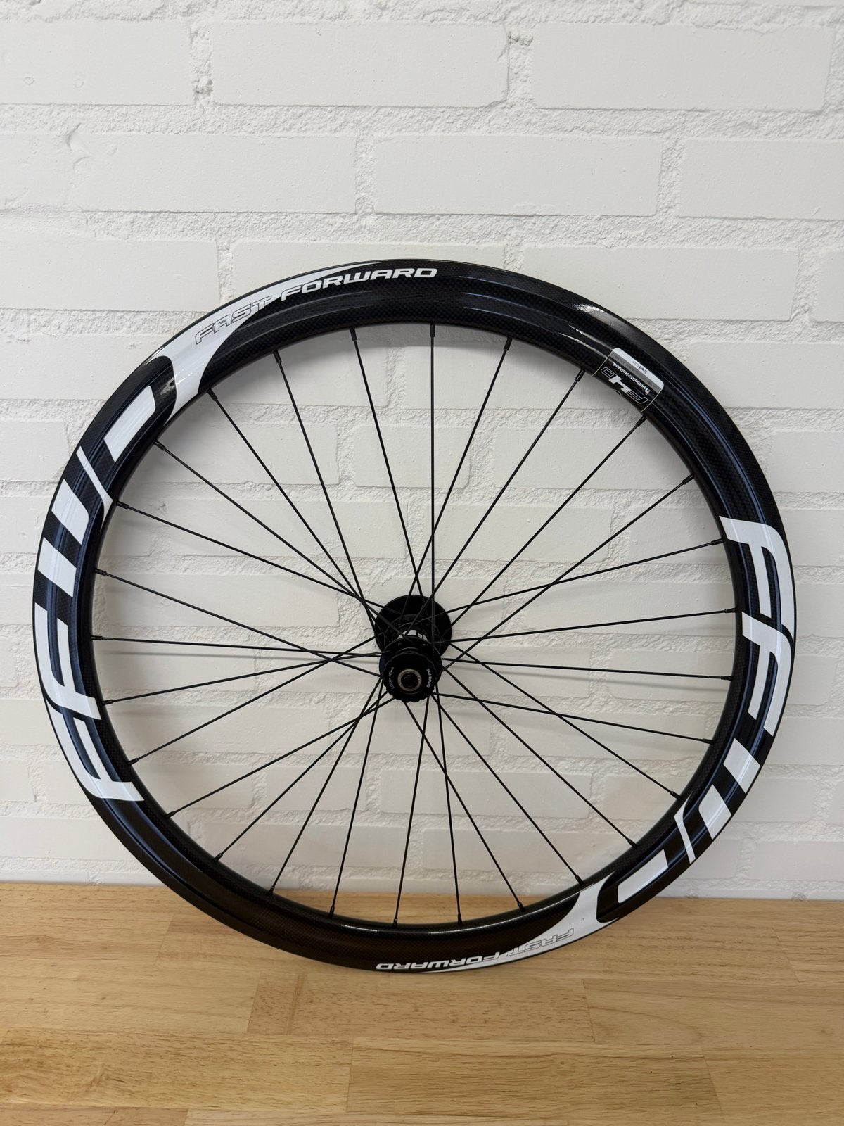 FFWD F4R Carbon Wielset met DT Swiss naven en Tracer banden, Zo goed als nieuw, Racefiets, Carbon, Ophalen