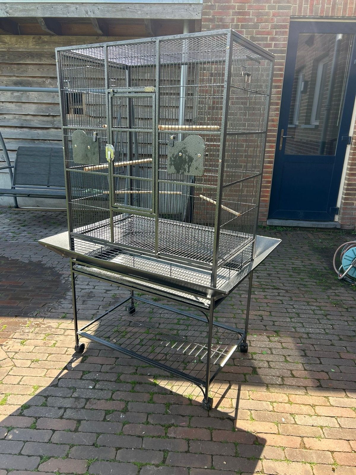 Kwaliteits vogelkooi, Ophalen, Zo goed als nieuw, Metaal, Vogelkooi
