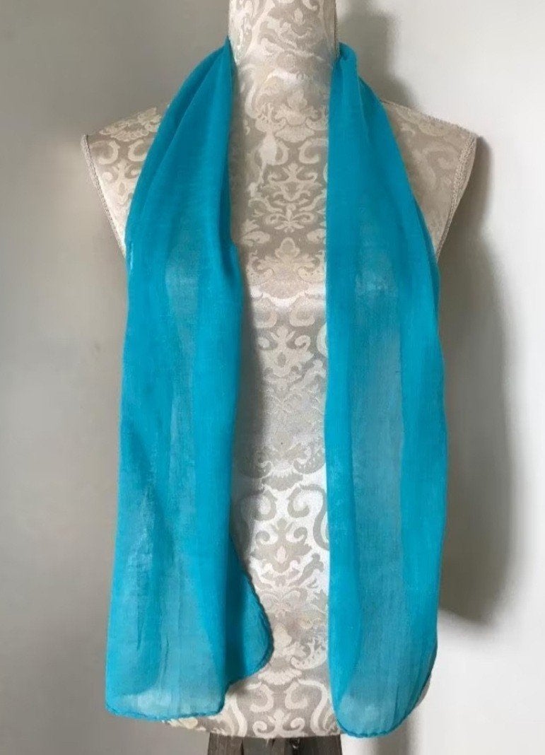 Turquoise Sjaal, Ophalen of Verzenden, Zo goed als nieuw, Maat 46/48 (XL) of groter, Sjaal