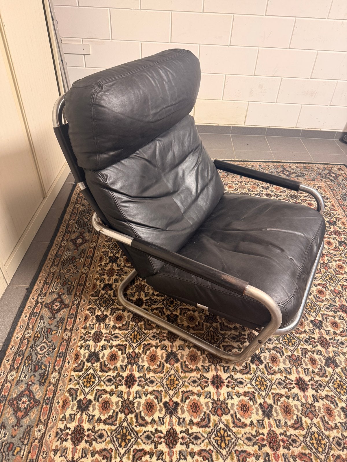 Vintage Design Stoel  Jan Des Bouvrie 601 Oberman, Ophalen, Gebruikt, Leer, 50 tot 75 cm