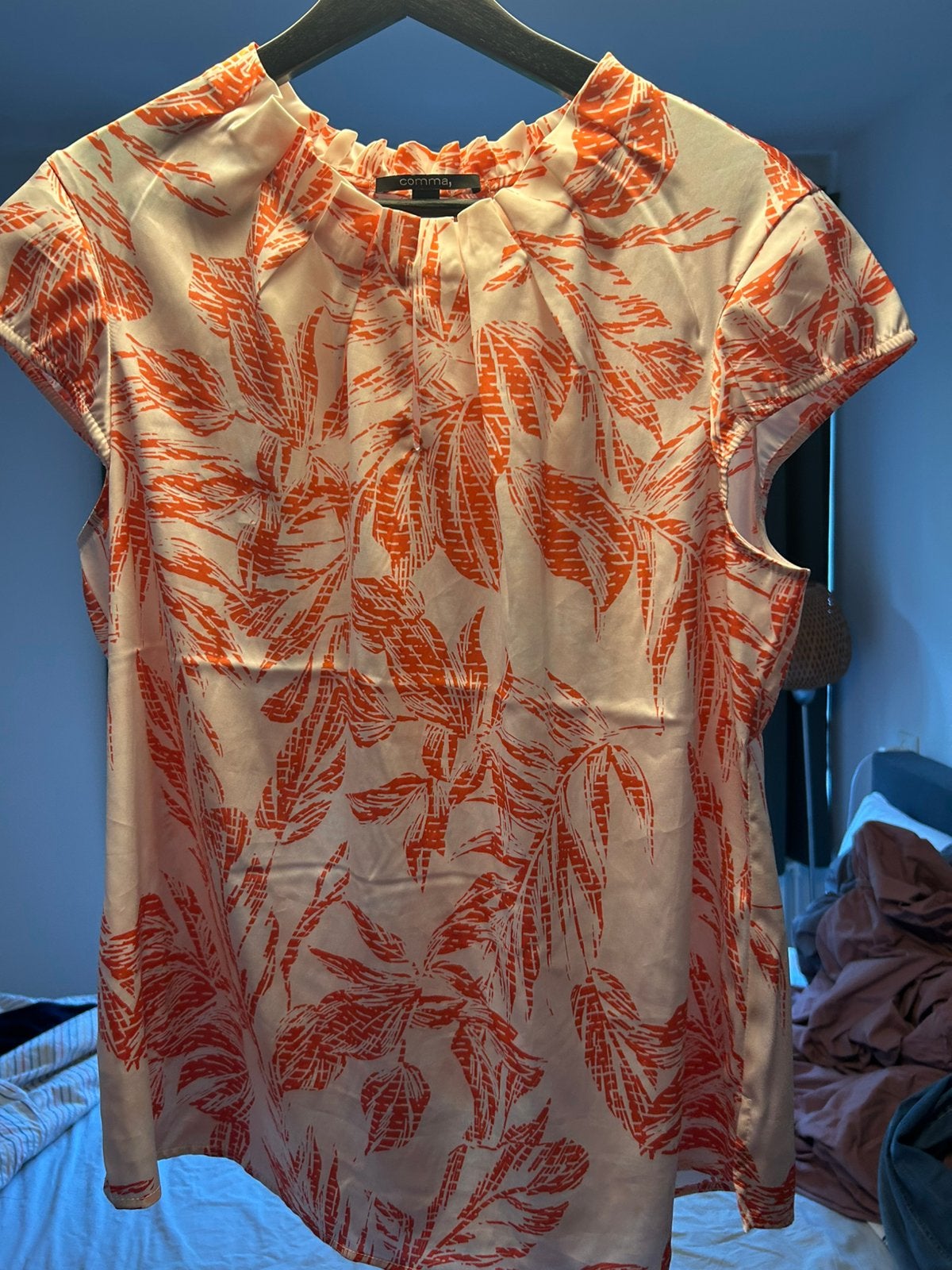Comma, Blouse met Oranje Bladprint - Maat 42, Ophalen of Verzenden, Zo goed als nieuw, Maat 42/44 (L), Oranje