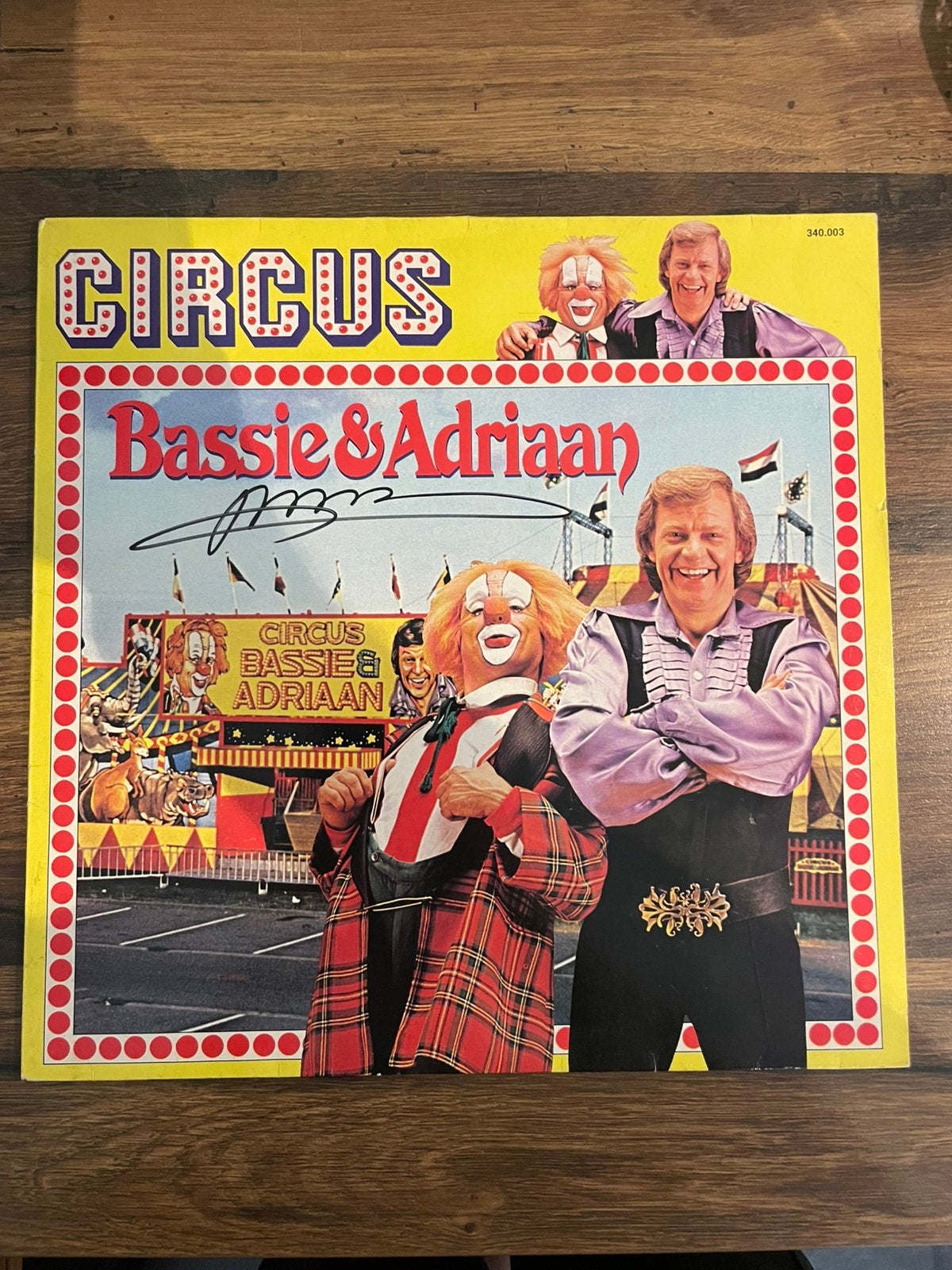 Bassie & Adriaan - Circus LP gesigneerd, Gebruikt, Originele persing, 1980 - 1989, Ophalen of Verzenden