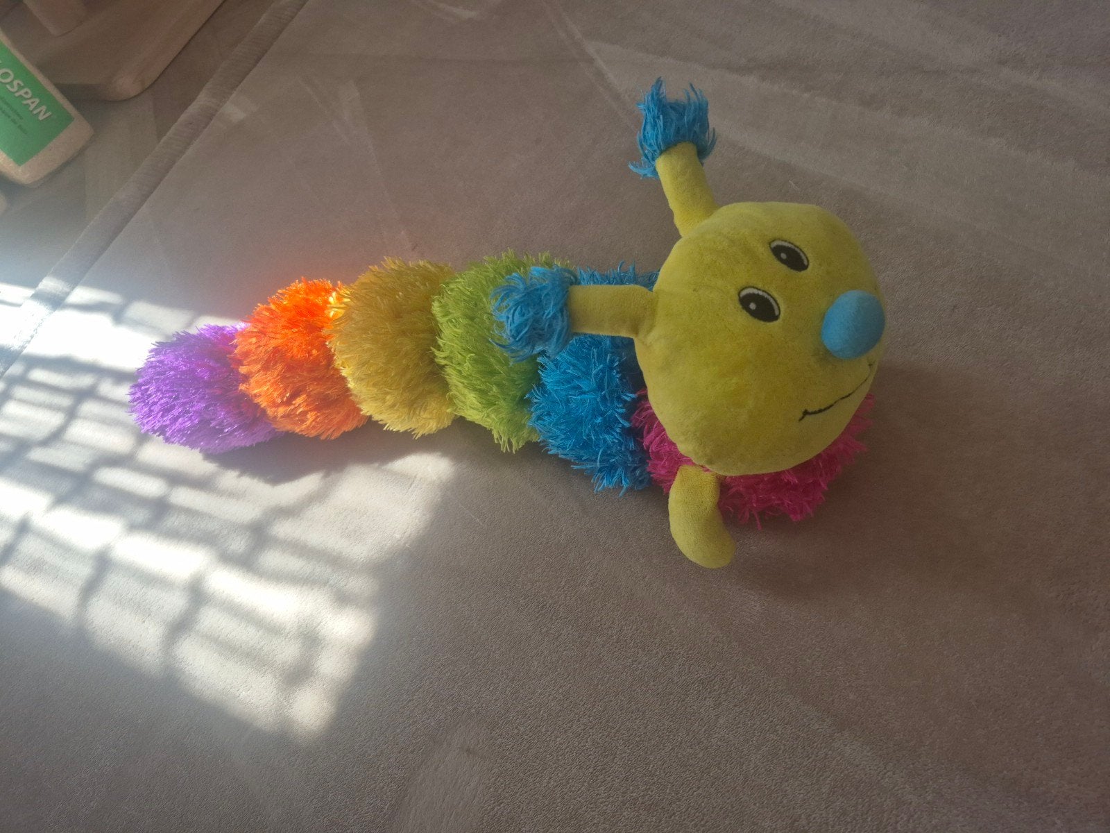 Kleurrijke Rups Knuffel - Zacht en Speels, Overige merken, Overige karakters, Overige typen, Ophalen of Verzenden