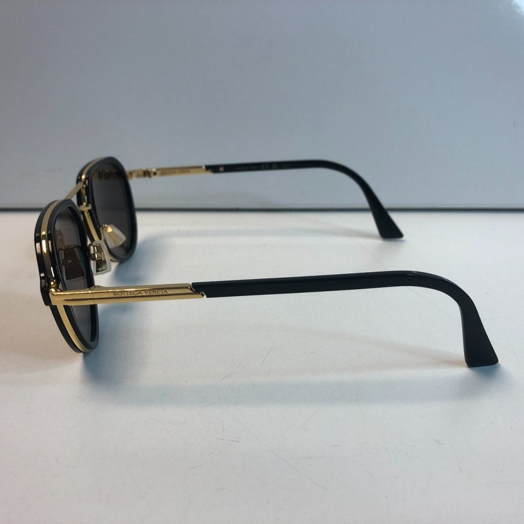 Bottega Veneta BV1373S-00 zonnebril | ZGAN! + bon, Flex Ltd., Zo goed als nieuw, https://flex.com/contact-us, Nobelstraat 10, 5807 GA Oostrum LB, Limburg, Nederland