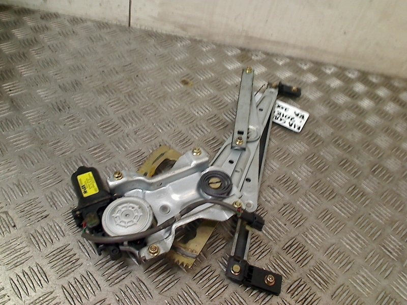 Raammechaniek Elek Rechts Achter + MOTOR Sorento I (JC) 2005, Info@kia.de, Kia Deutschland GmbH, Gebruikt, Theodor-Heuss-Allee 11, Frankfurt am Main 60486, , Duitsland