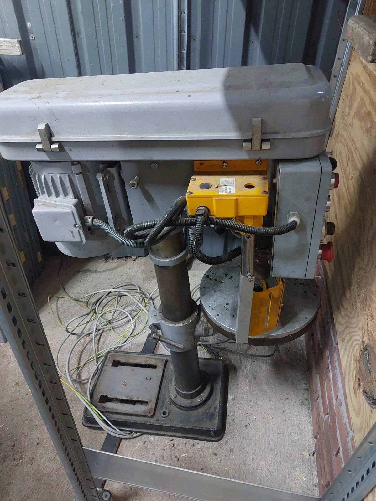 LuxDrill Kolomboormachine - Heavy Duty Boorpers (1987), Doe-het-zelf en Verbouw, Ophalen, Gebruikt, Minder dan 400 watt, Kolomboormachine