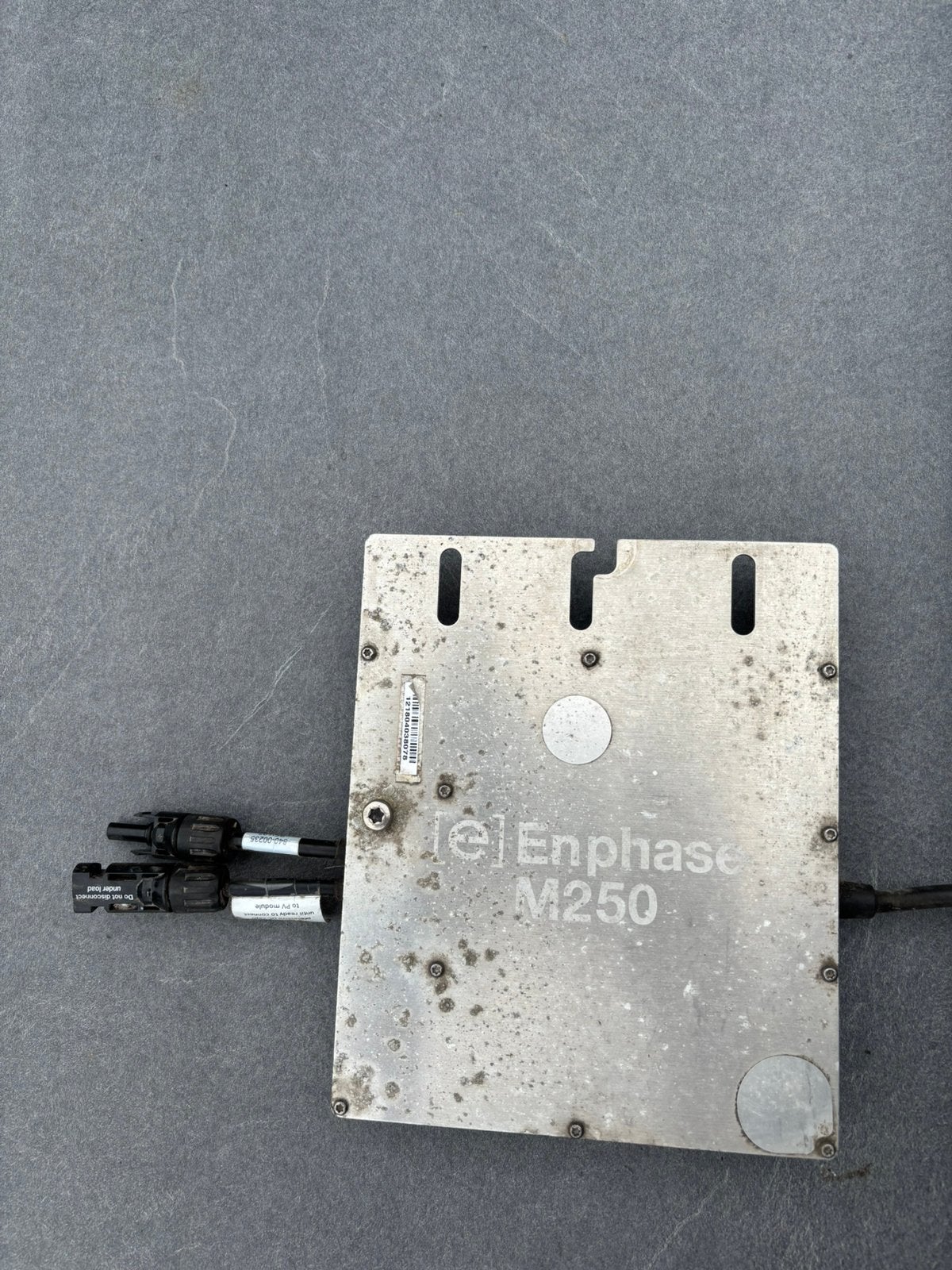 Enphase M250 (250W) micro omvormers + kabel, Ophalen of Verzenden, Gebruikt, Overige typen