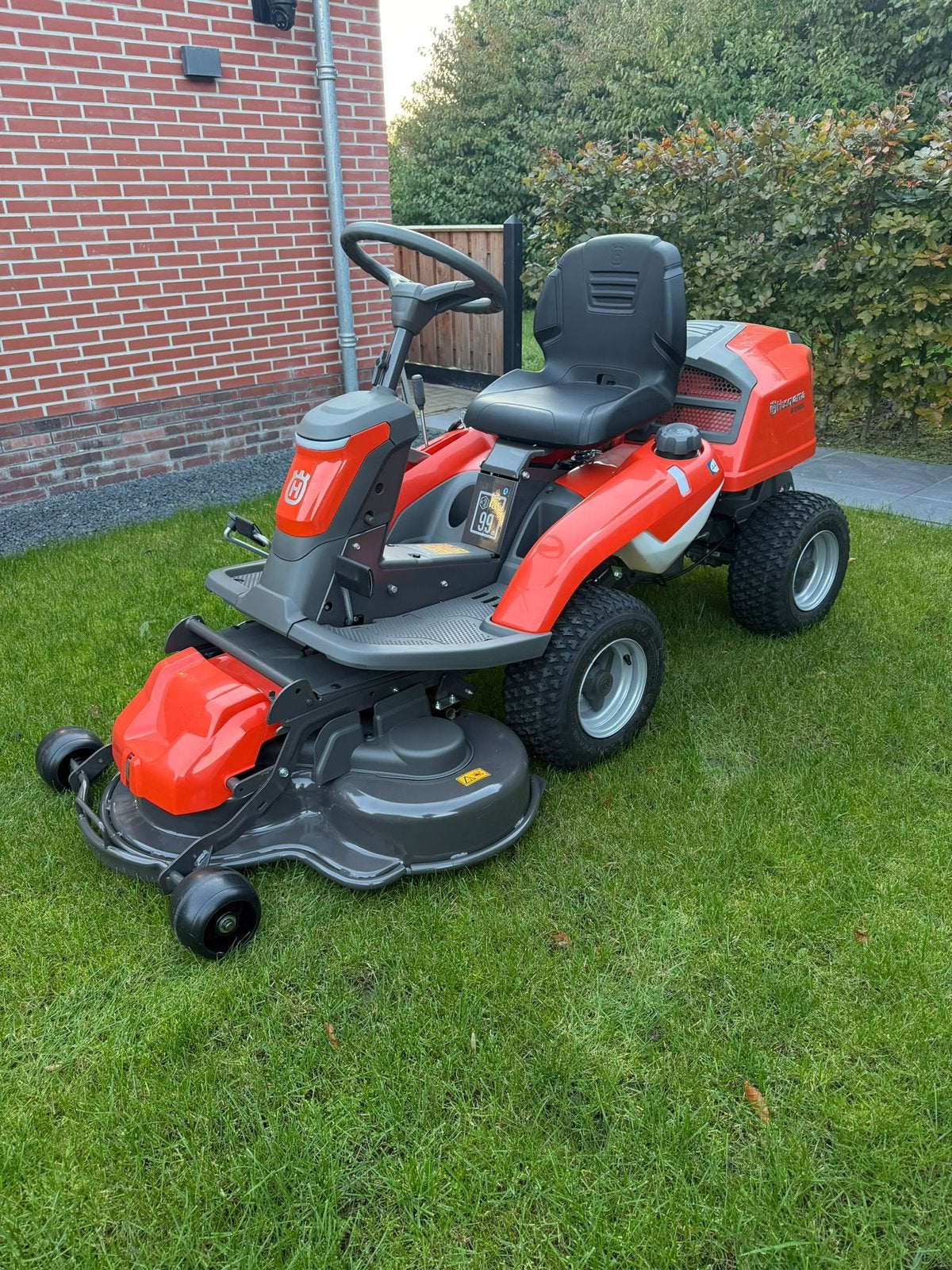 Husqvarna R214TS met 103 dek en stuurbekrachtiging, Nieuw!, Ophalen, Nieuw, Elektrische starter, 90 tot 120 cm