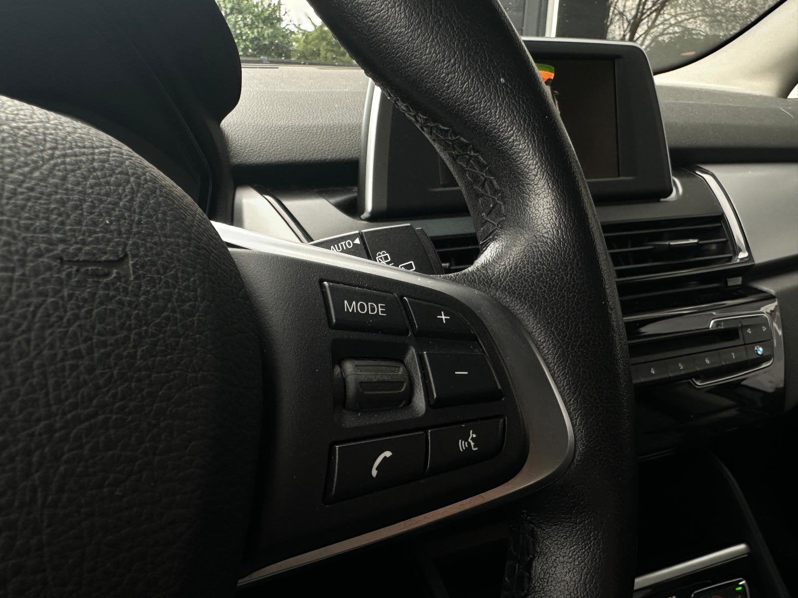Foto 14 van BMW 2 Serie Active Tourer 218i Essential Automaat, Bluetooth