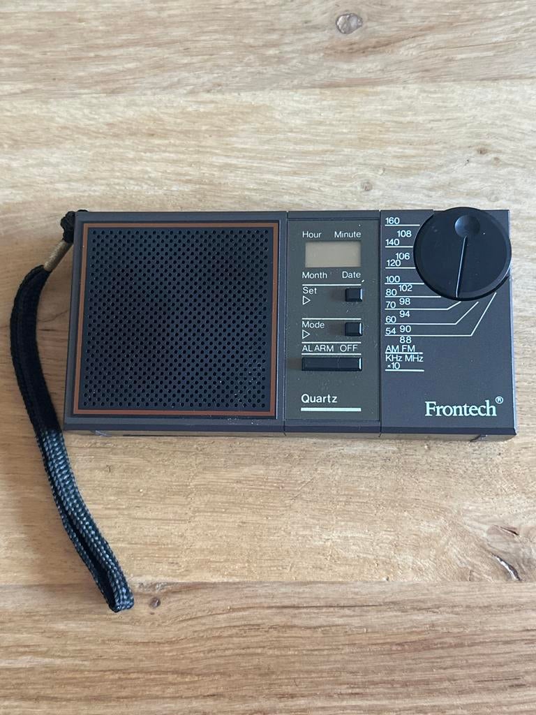 Frontech draagbare AM/FM radio, Ophalen of Verzenden, Gebruikt, Radio