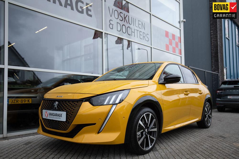 Peugeot E-208 EV GT 350 50 kWh |SOH Rapport | dodehoeksensor, Auto's, Peugeot, Bedrijf, Te koop, ABS, Achteruitrijcamera, Airbags