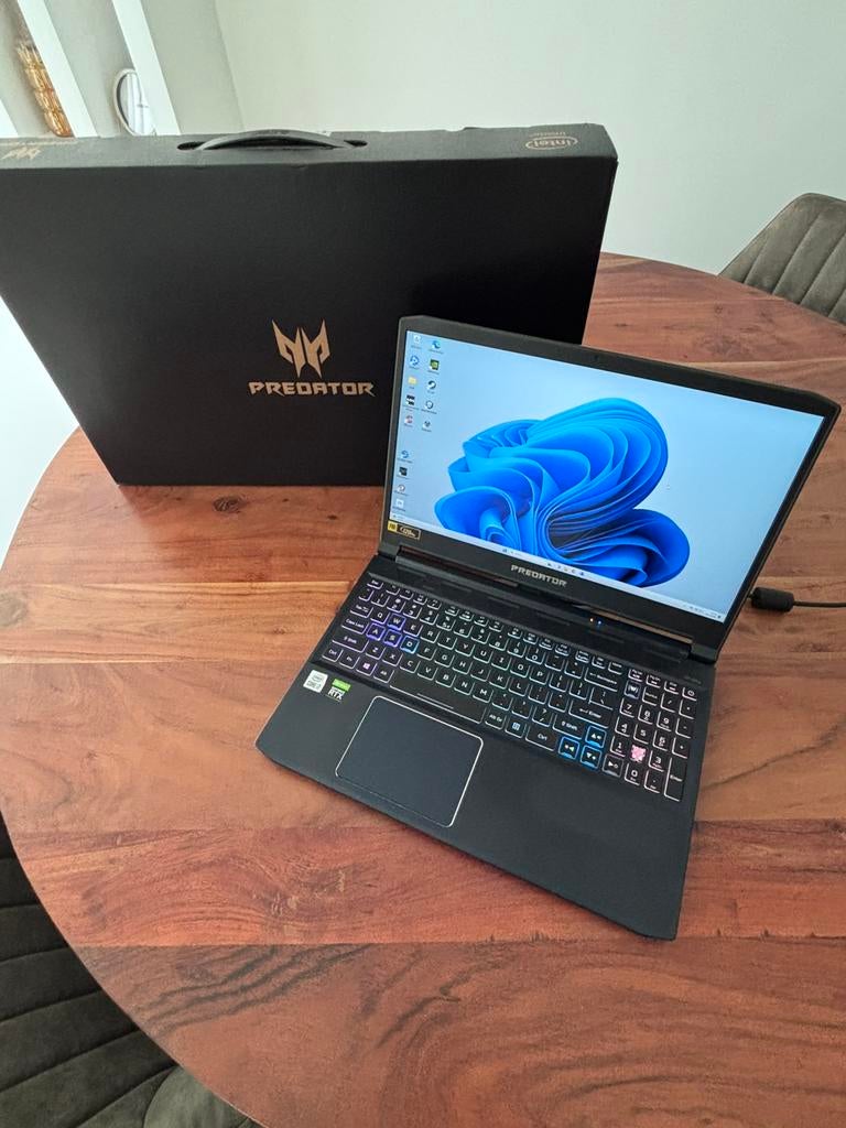Game laptop Predator triton 300, Computers en Software, Ophalen