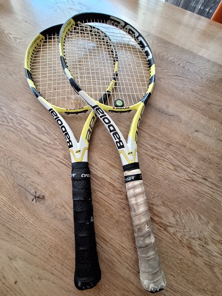 2 Babolat tennisrackets en Babolat tennistas, Ophalen, Gebruikt, L1, Racket