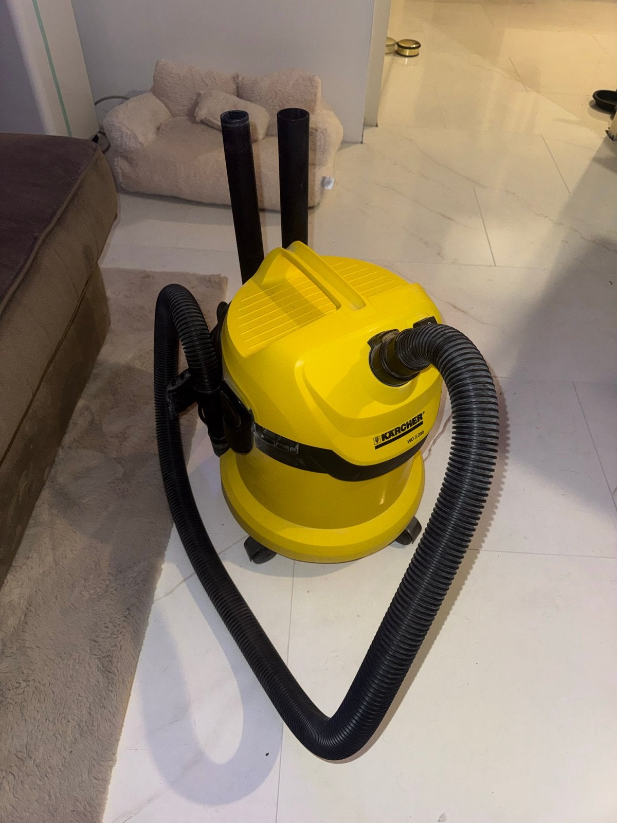 Kärcher stofzuiger WD 3 V-17/4/20 met stofzakken, Witgoed en Apparatuur, Inclusief accessoires, Kärcher, Zo goed als nieuw, Industriële stofzuiger