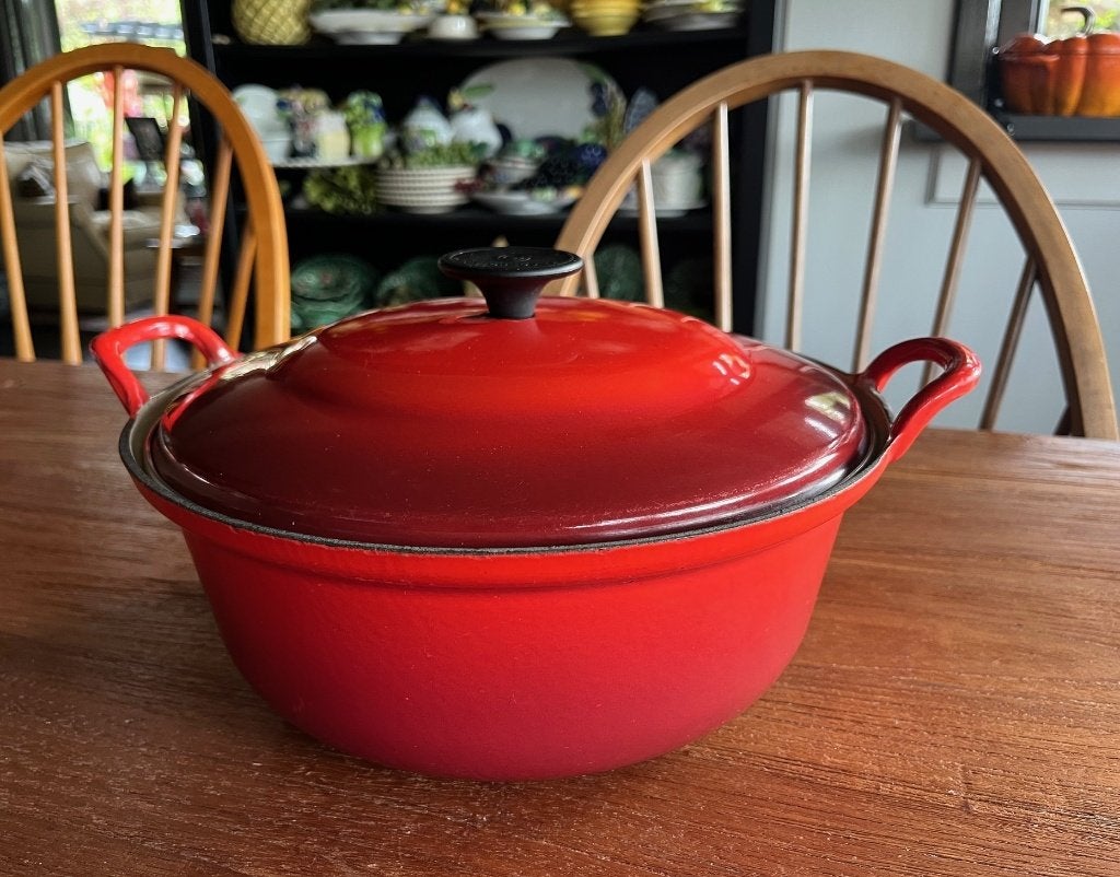 Le Creuset Gietijzeren Braadpan - Rood 28cm, Gebruikt, Met deksel, Le Creuset, Ophalen of Verzenden