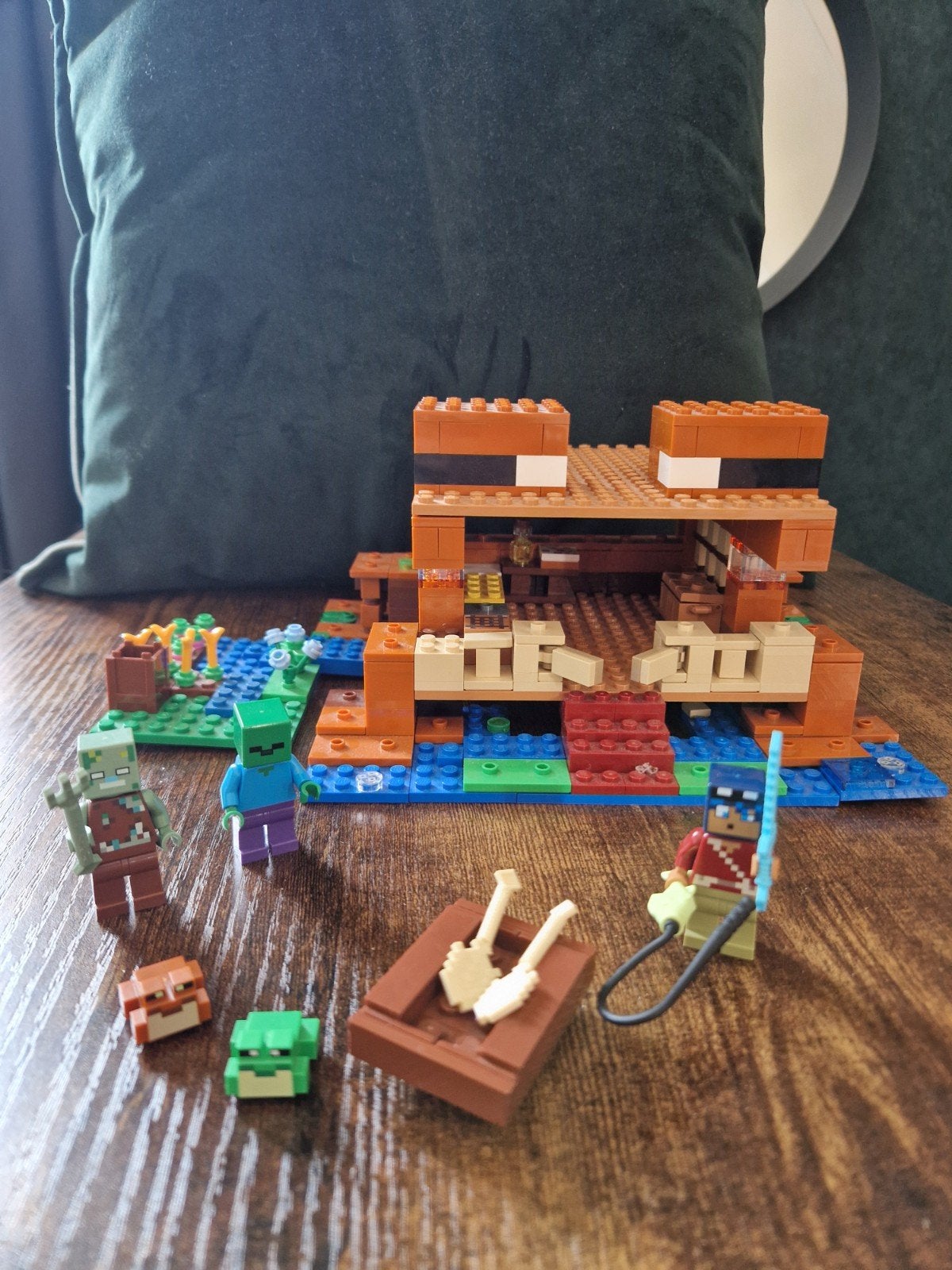 Lego Minecraft 21256 De Moerasavonturen (mist 1 slime), Gebruikt, Minecraft, Lego, Ophalen of Verzenden